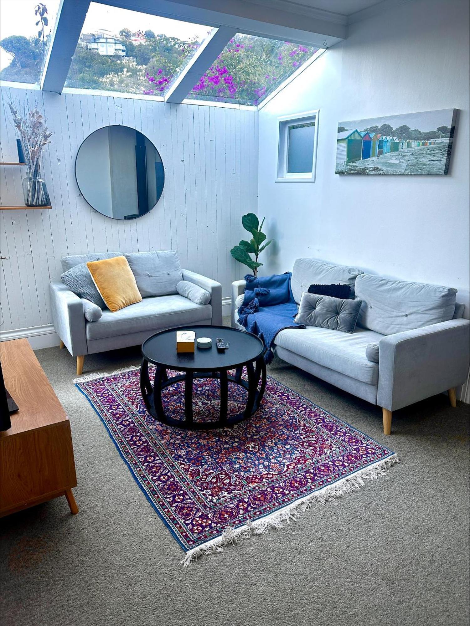 Apartment Cosy Coastal In Lyall Bay